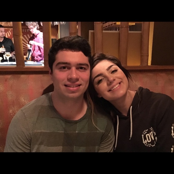 Meet your Posher, Carole - Picture 3 of 6